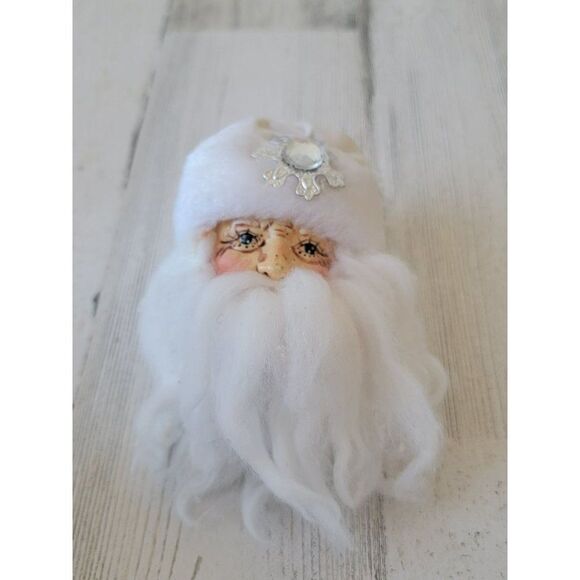 Plush white Santa Claus face snowflake ornament Xmas decor - Picture 2 of 3